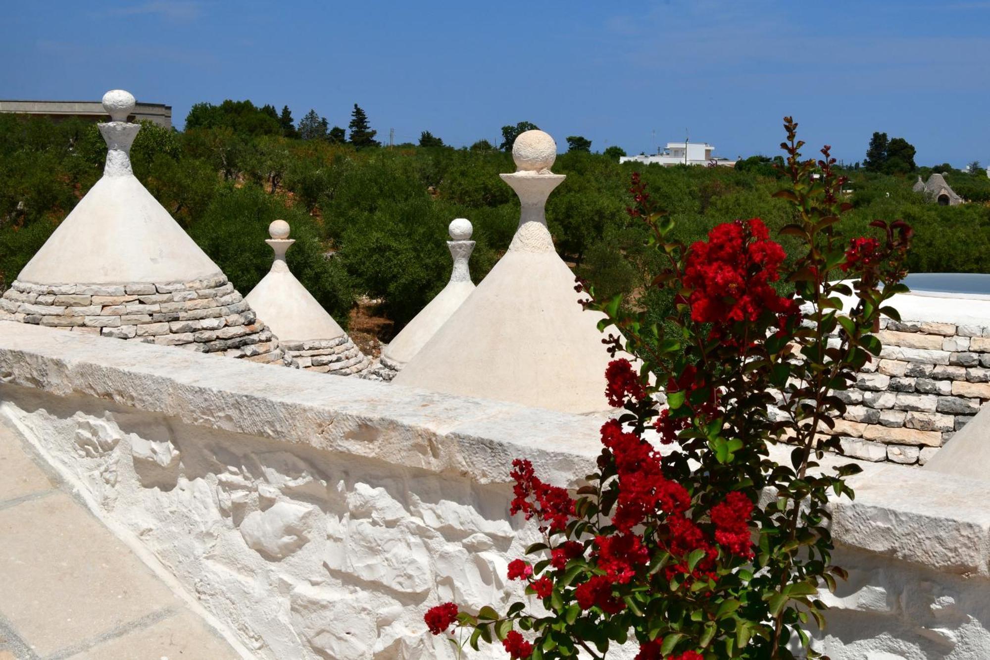 Lamarossa Trulli & Suites Antonelli Exteriör bild