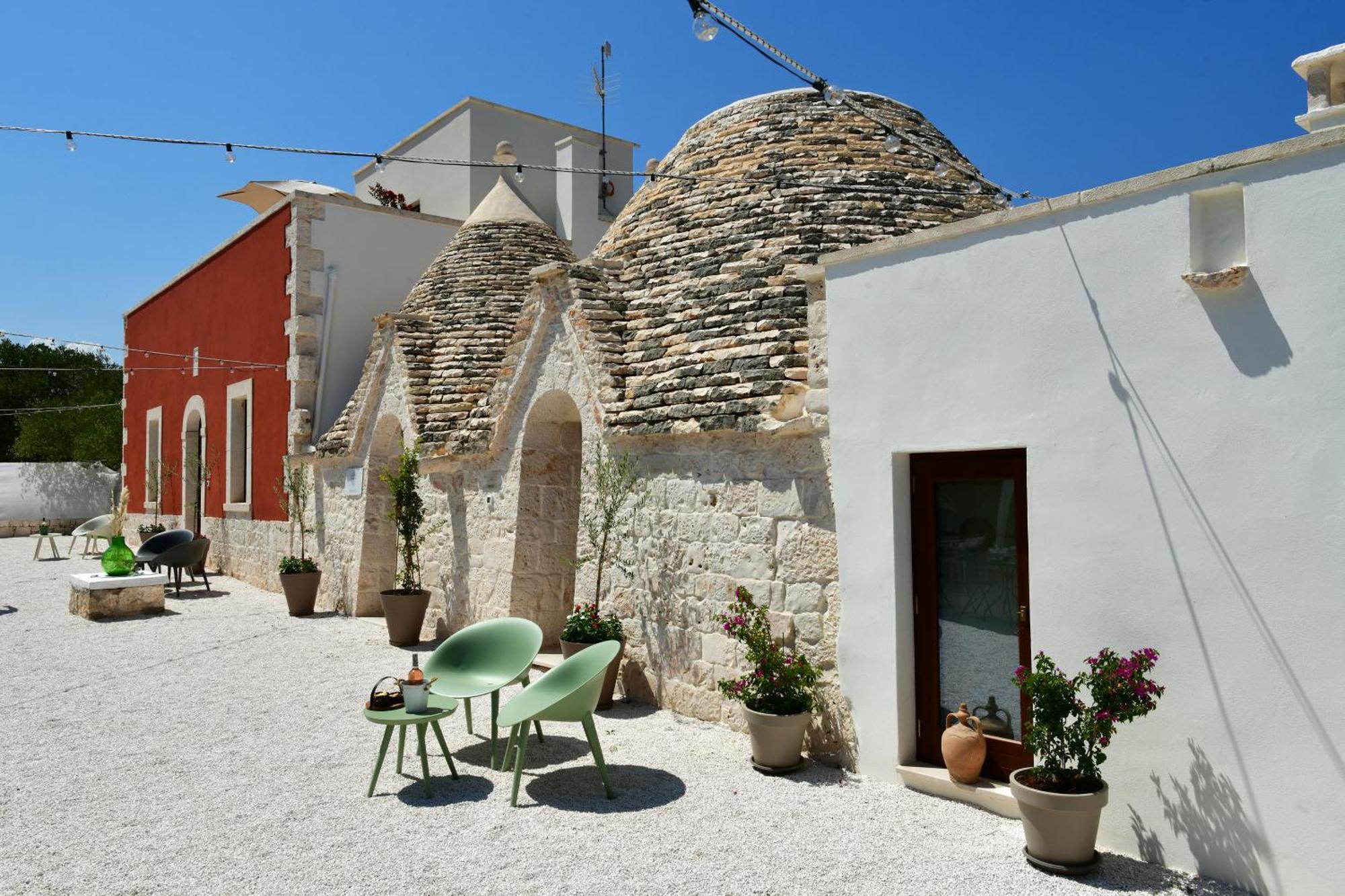 Lamarossa Trulli & Suites Antonelli Exteriör bild