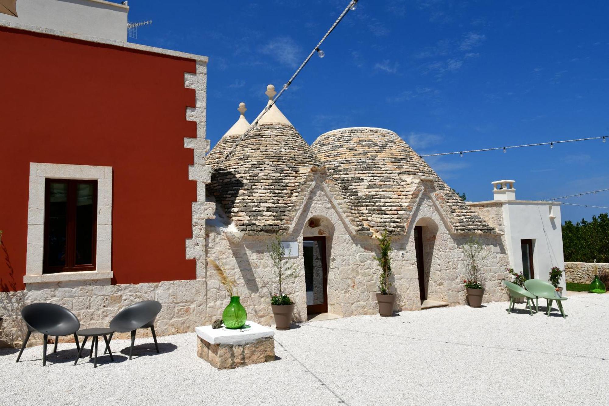 Lamarossa Trulli & Suites Antonelli Exteriör bild