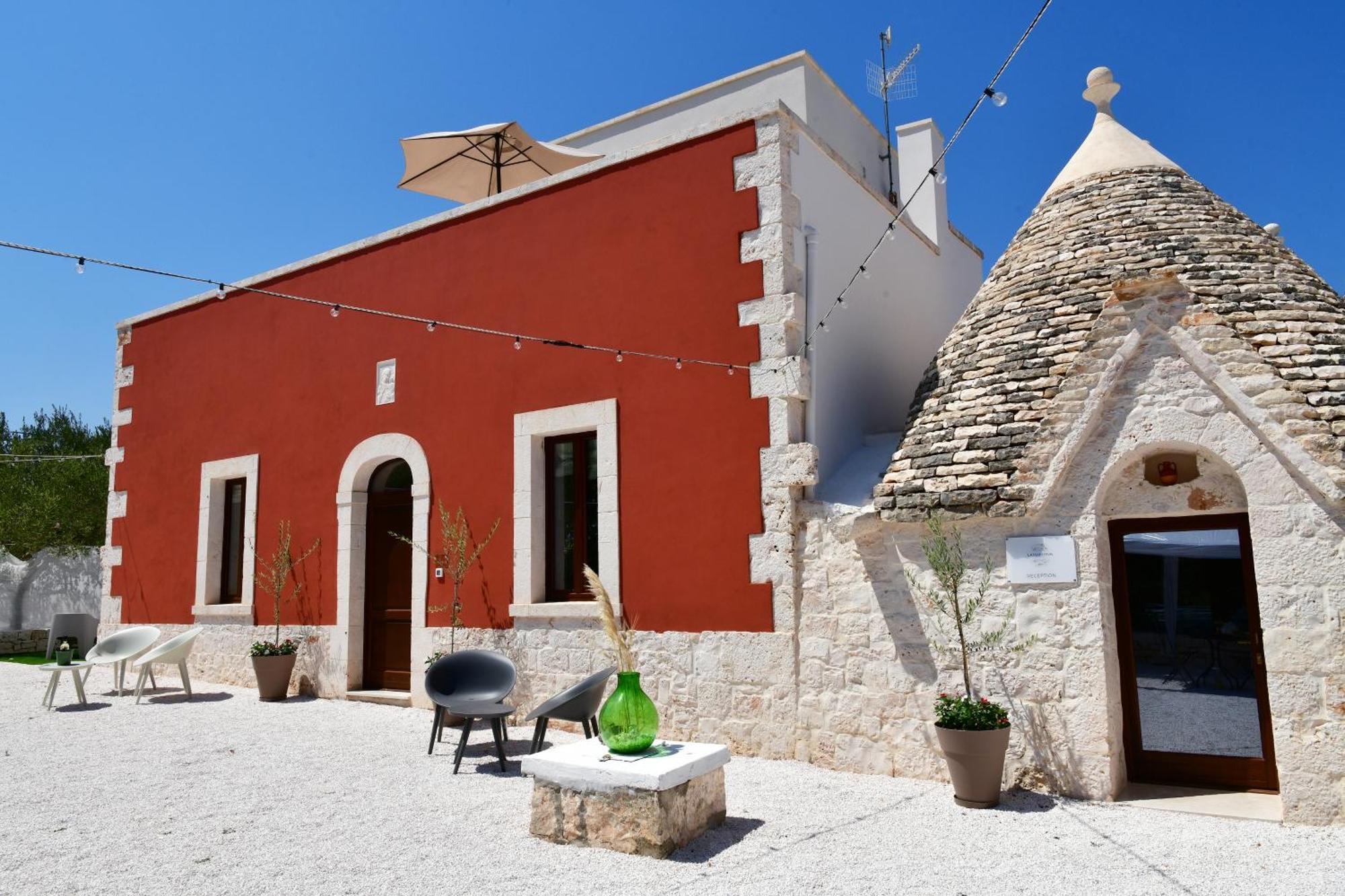 Lamarossa Trulli & Suites Antonelli Exteriör bild
