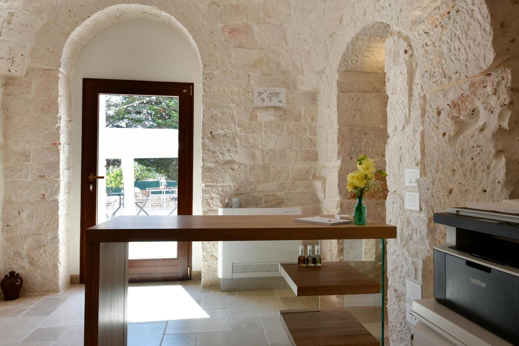 Lamarossa Trulli & Suites Antonelli Exteriör bild